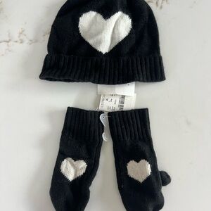 Crewcuts kids Black and White Heart Hat and Gloves Set